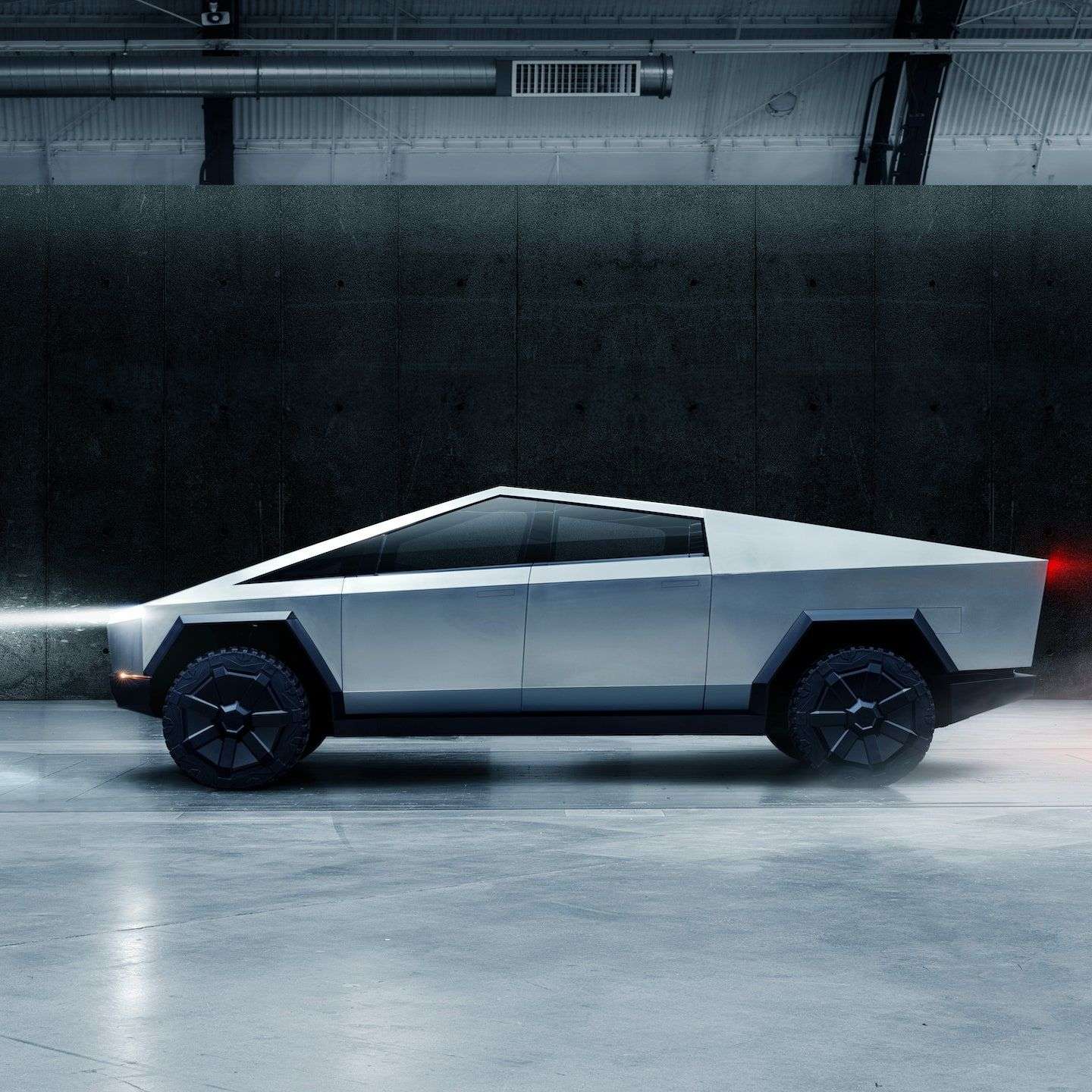 TESLA CYBERTRUCK carbike360.com.jpg
