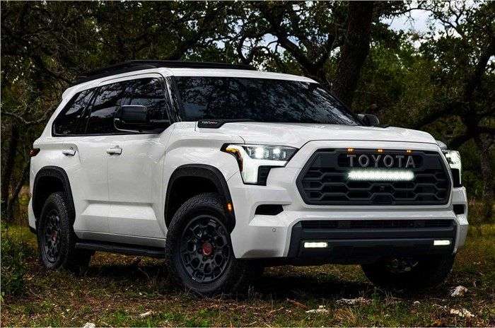 Taylor Swift Toyota Sequoia