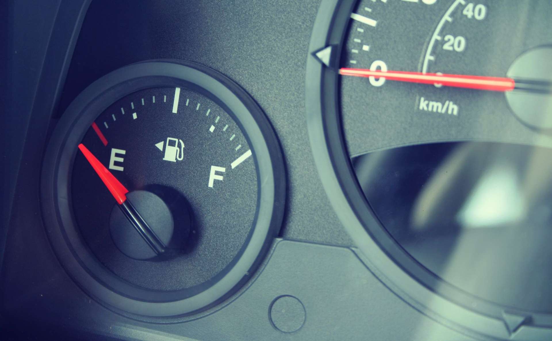 fuel tank at low
