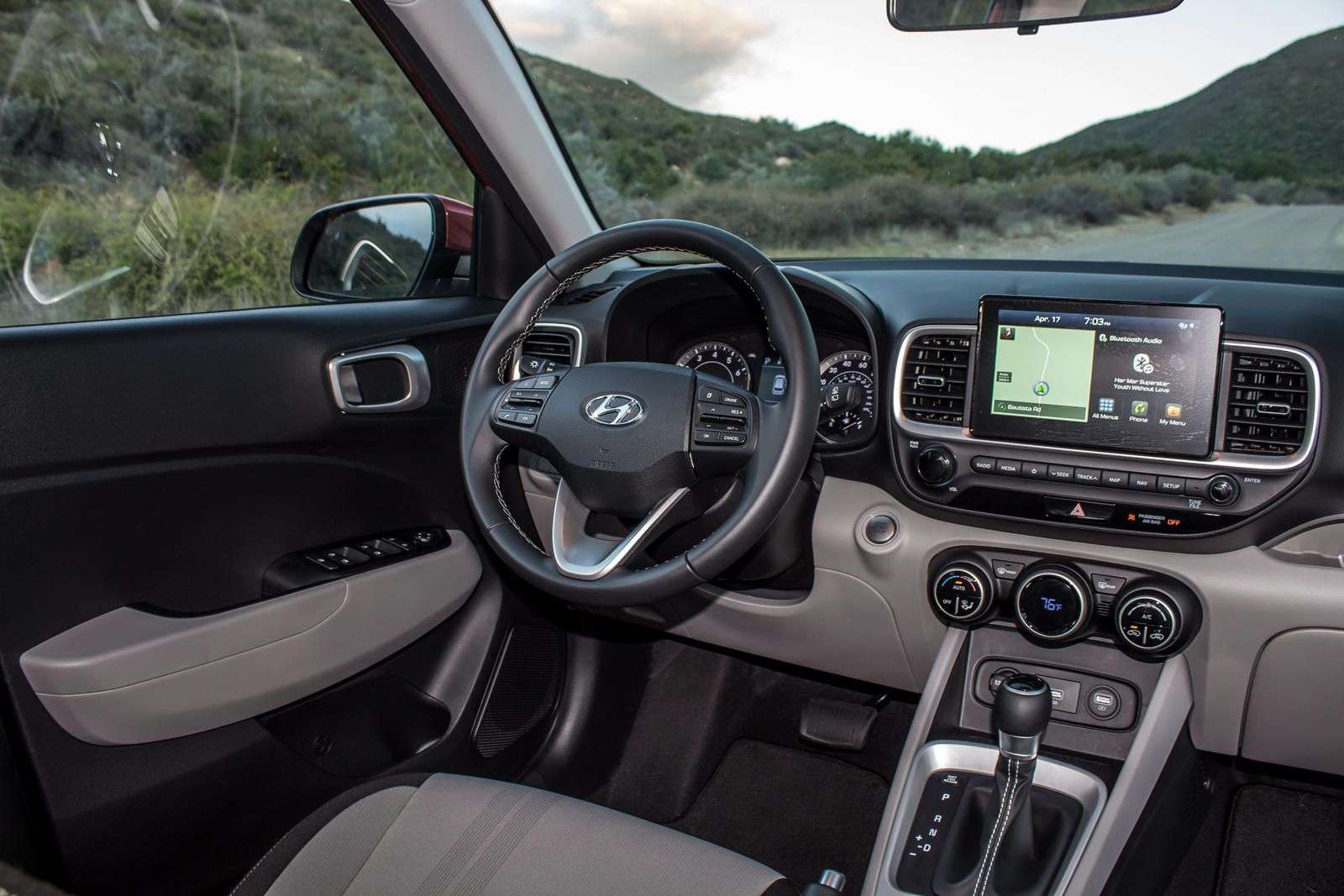 hyundaivenueinteriors
