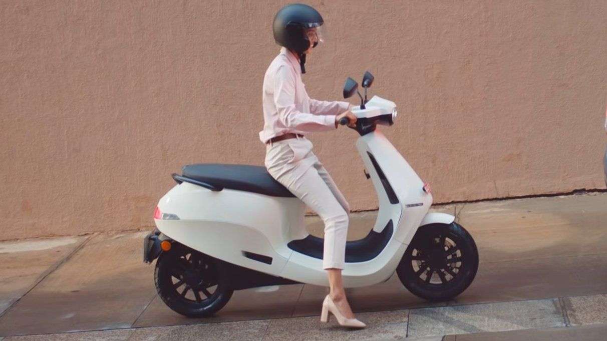 ola electric scooter main.jpg