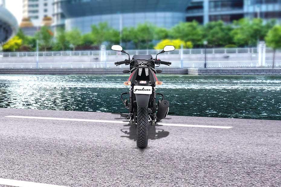Bajaj Pulsar 180 Images7