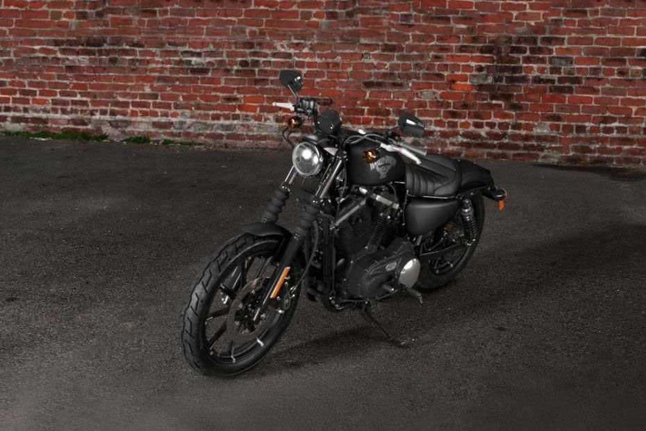 Harley-Davidson Iron 883 Exterior Image
