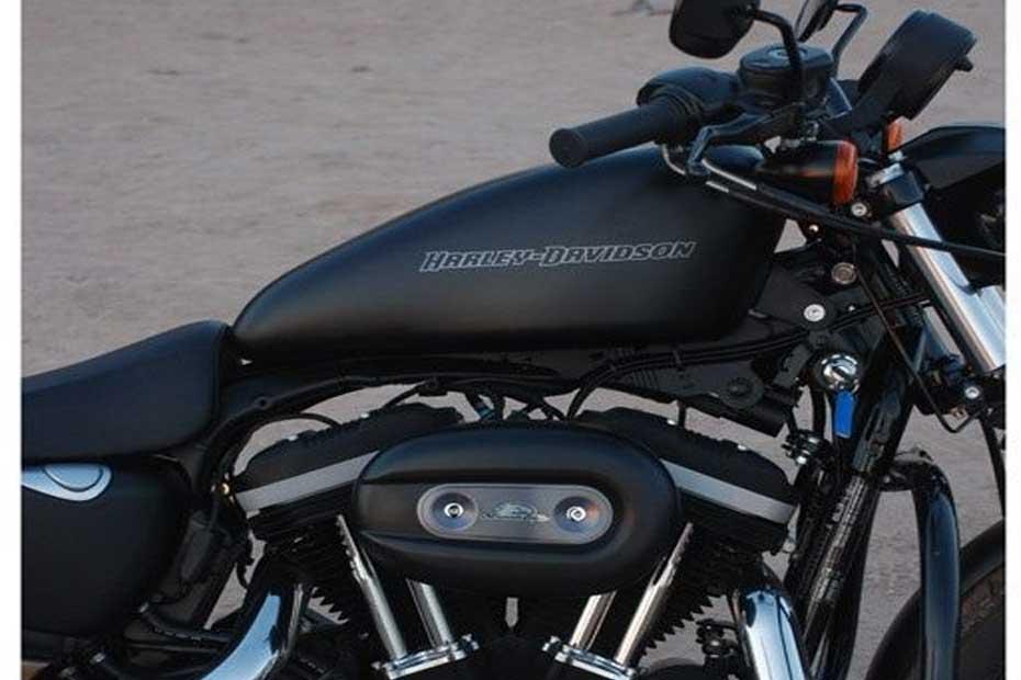 Harley-Davidson Iron 883 Exterior Image