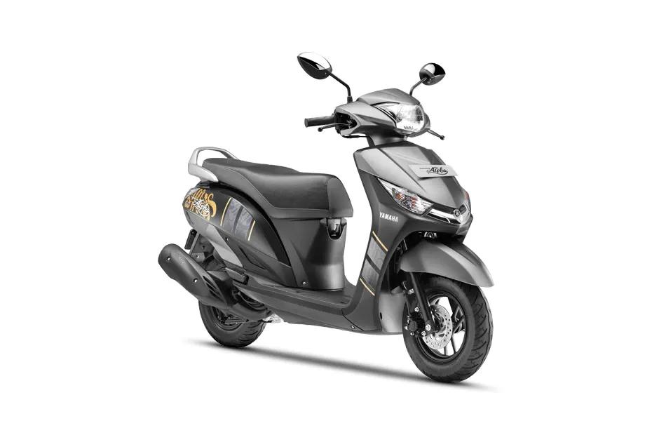 Yamaha Alpha - Marvel Black