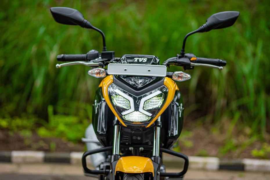 Tvs raider front view Tvs raider front view