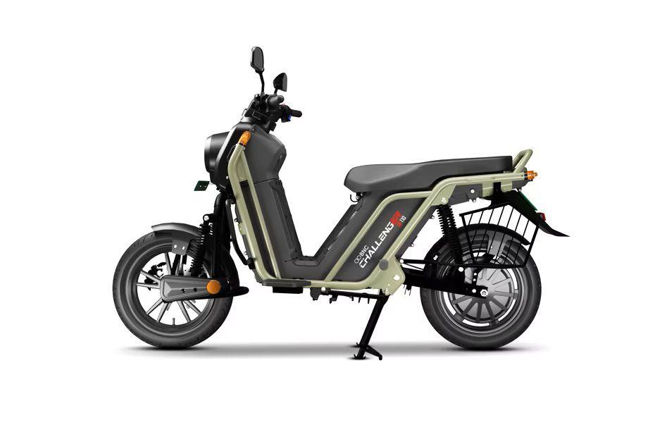 BNC Motor Challenger - Commando Green