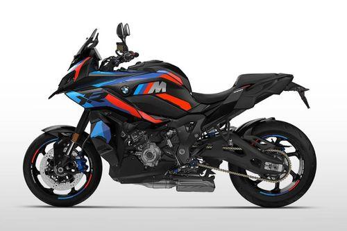 BMW M 1000 XR Left Side View