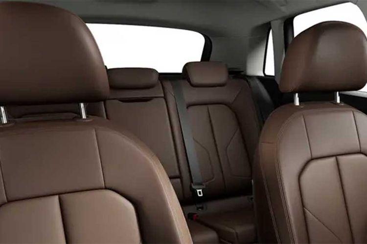 Audi-Q3_seats