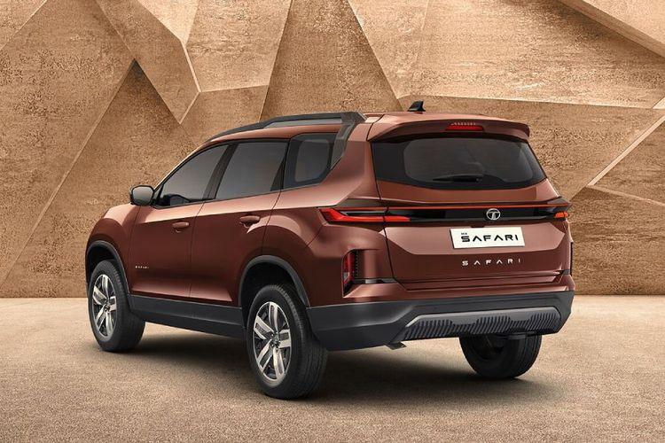 Tata Safari Left Side Rear View Tata Safari Left Side Rear View