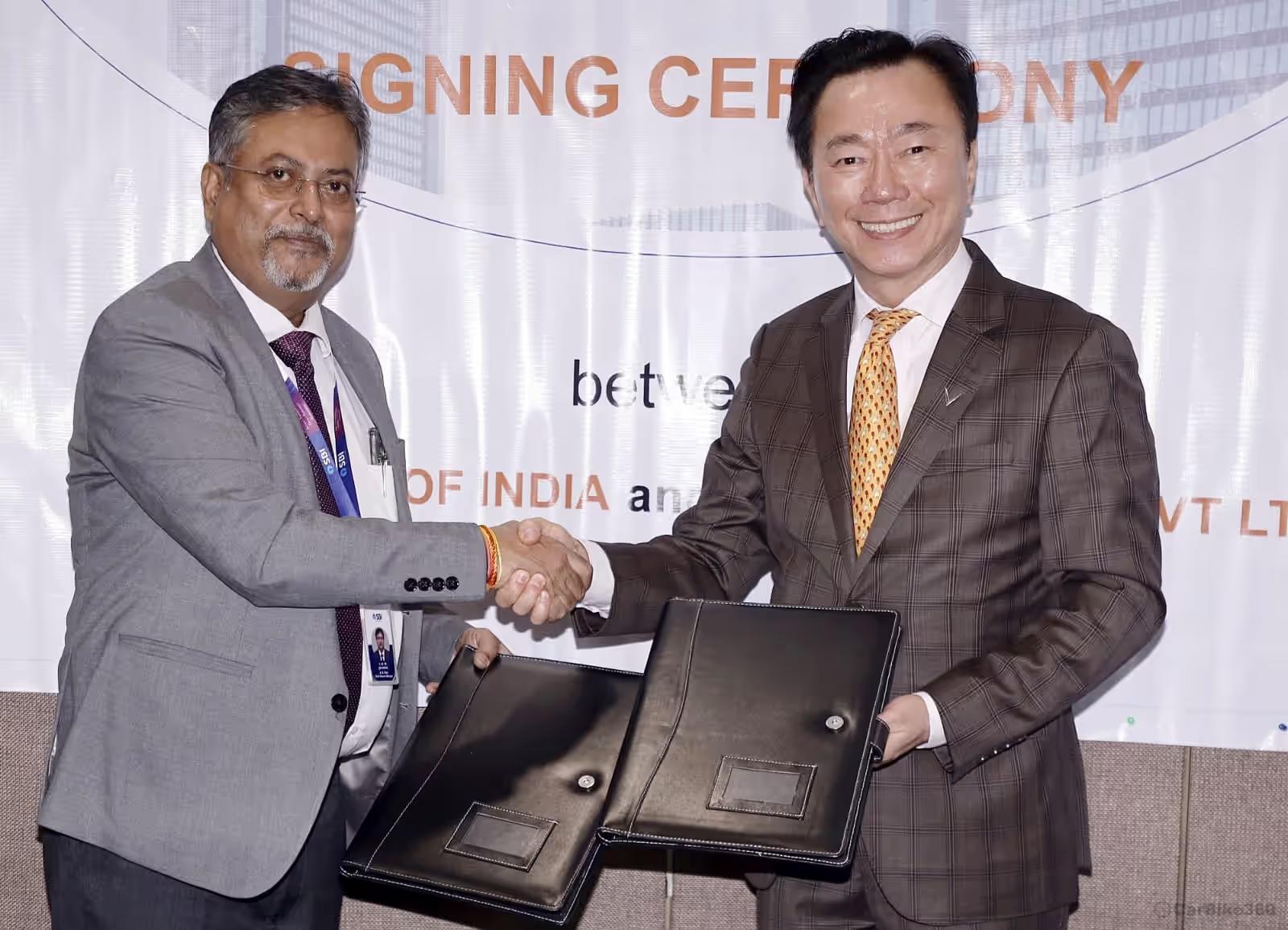 व्यापक वित्तपोषण समाधानों के साथ EV डीलर नेटवर्क को सशक्त बनाने के लिए VinFast India ने भारतीय स्टेट बैंक के साथ हाथ मिलाया SBI Partnered with SBI to Provide easy financial solutions