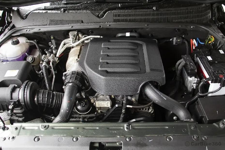 महिंद्रा स्कॉर्पियो एन इंजन और प्रदर्शन महिंद्रा स्कॉर्पियो एन इंजन और प्रदर्शन