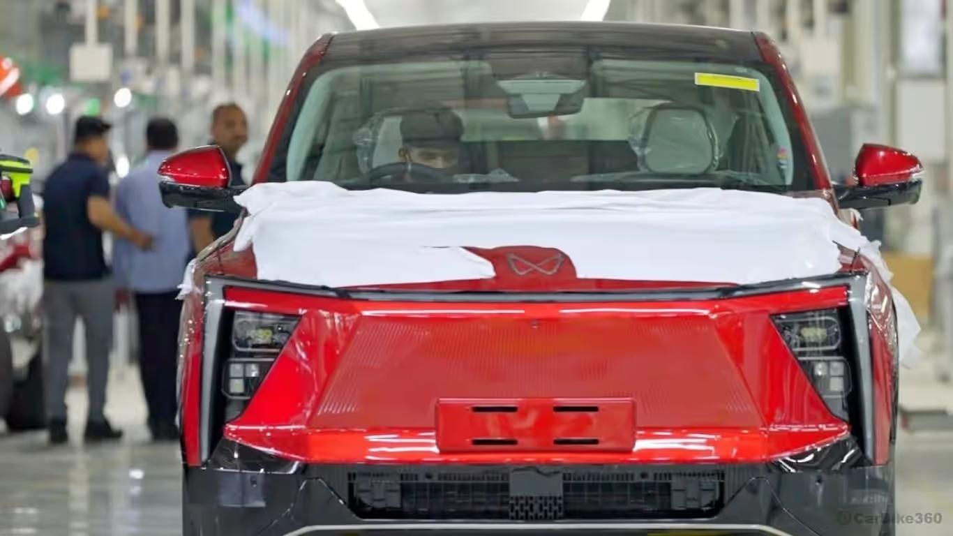 महिंद्रा मार्च 2026 तक 8000 ईवी इकाइयों का उत्पादन करने की योजना बना रहा है महिंद्रा मार्च 2026 तक 8000 ईवी इकाइयों का उत्पादन करने की योजना बना रहा है