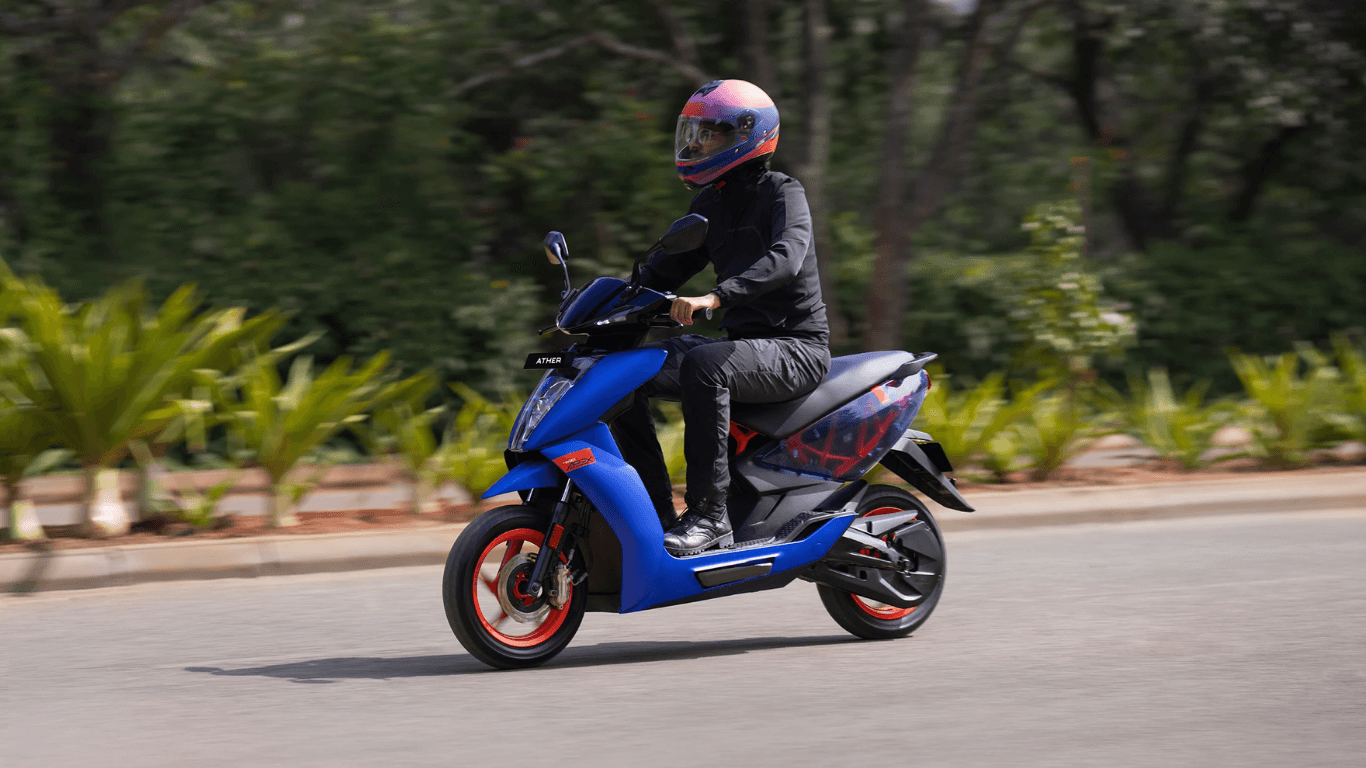 Ather 450 Apex (5).png