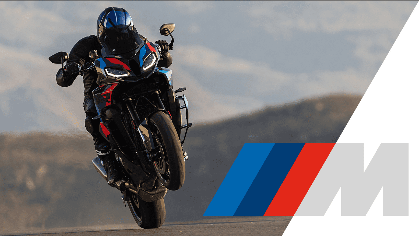 BMW M 1000 XR (1).png