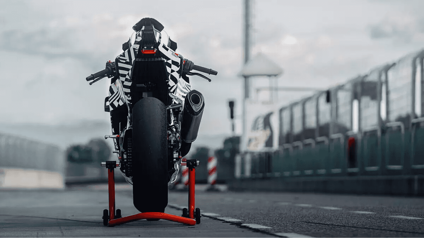 KTM 990 RC R Prototype (2).png