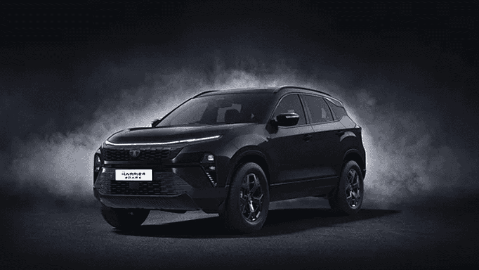 Tata Harrier Dark Edition
