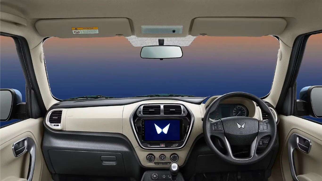 Bolero Neo Dashboard with 9 Inch Infotainment System Bolero Neo Dashboard with 9 Inch Infotainment System