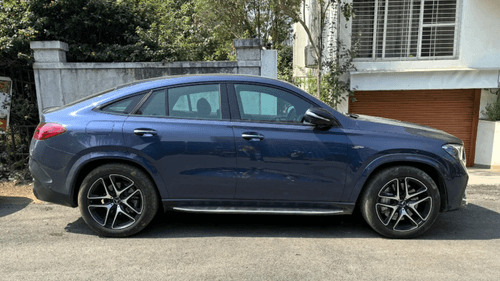 मर्सिडीज AMG GLE 53 कूपे फेसलिफ्ट लॉन्च, डिजाइन अपडेट के साथ 1.85 करोड़ रुपये में हुई लॉन्च मर्सिडीज AMG GLE 53 कूपे फेसलिफ्ट लॉन्च, डिजाइन अपडेट के साथ 1.85 करोड़ रुपये में हुई लॉन्च