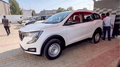 Mahindra XUV700 Automatic Petrol Base Variant Approved for Launch – Coming Soon!