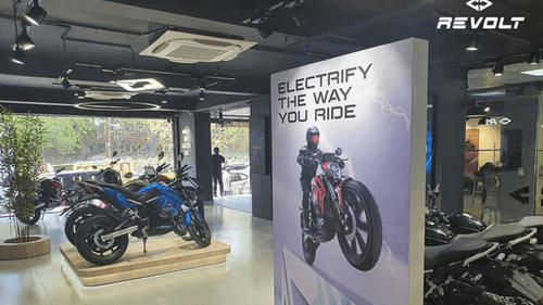 Revolt Motors Introduces First Company-Owned Company-Operated Store in Delhi