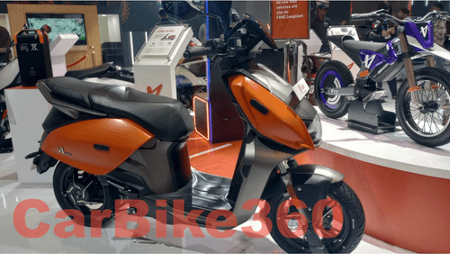 Hero Vida V1 PRO E-scooter Displayed in Bharat Mobility Expo 2024 Hero Vida V1 PRO E-scooter Displayed in Bharat Mobility Expo 2024