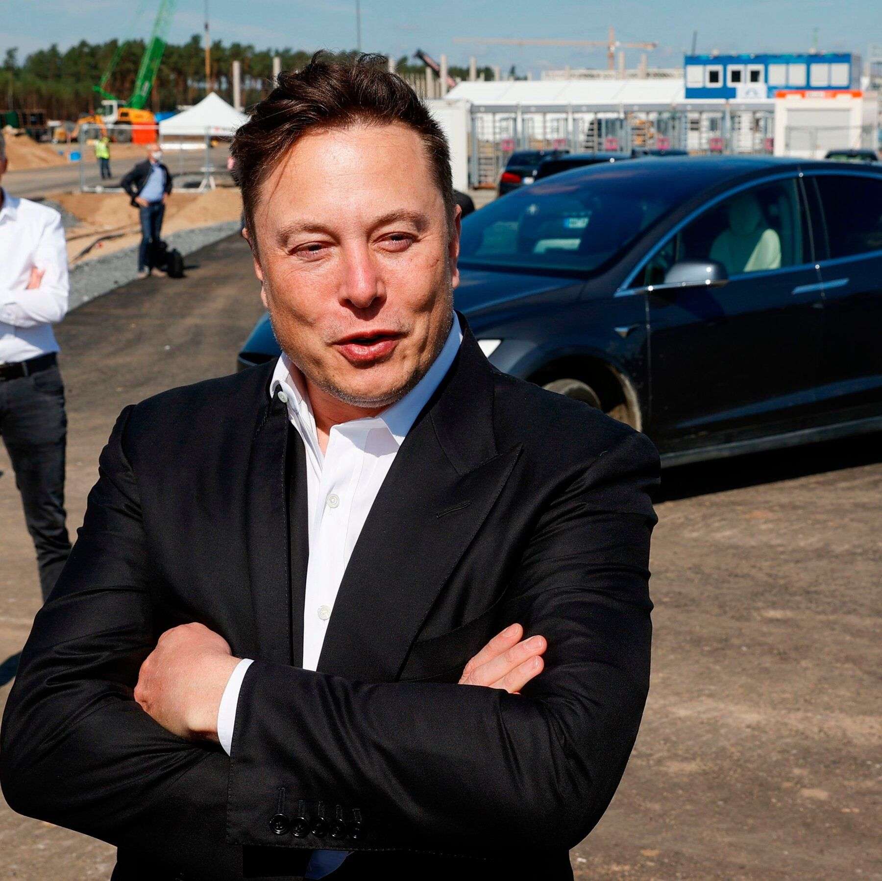 Elon Musk Will Sell His Tesla Stock To End The World Hunger? 1_5c3e8d7af0.jpg