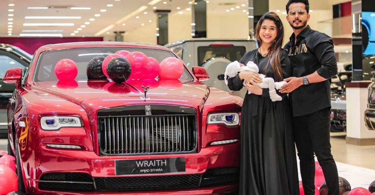 Indian Business Men’s Wife Got the Rolls Royace Wraith Black Badge On Her Birthday