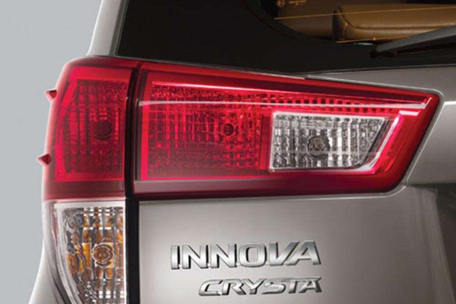 Toyota Innova Crysta Tail Light Toyota Innova Crysta Tail Light