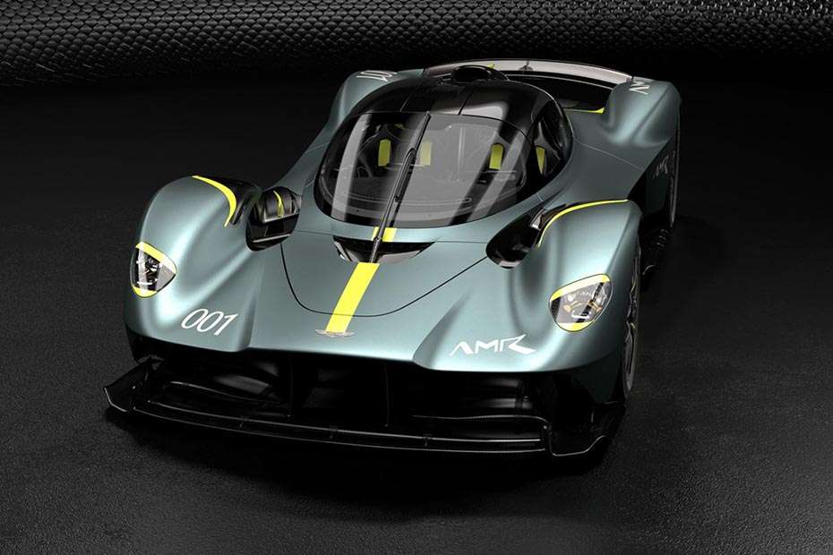 Aston Martin DBS Superleggera Front View Aston Martin DBS Superleggera Front View