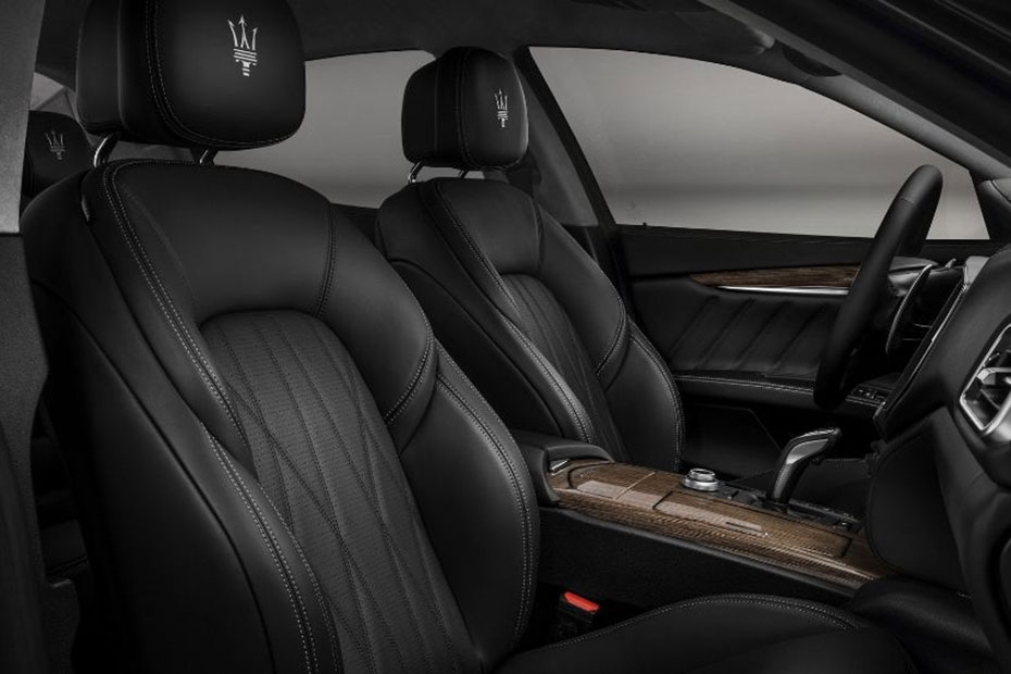 Maserati Ghibli front seats