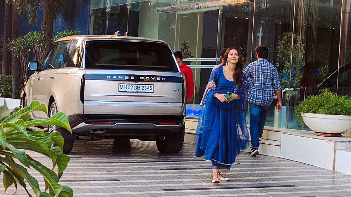Actress Pooja Hegde Buys a New-Gen Range Rover, Priced Around Rs 4 Crore