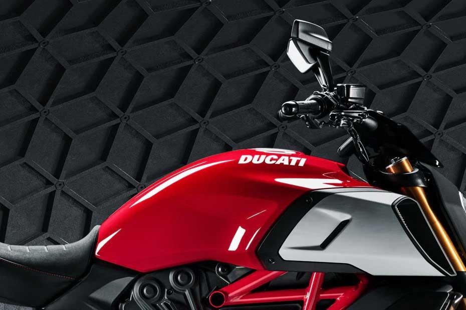 Ducati Diavel 1260 Exterior Image