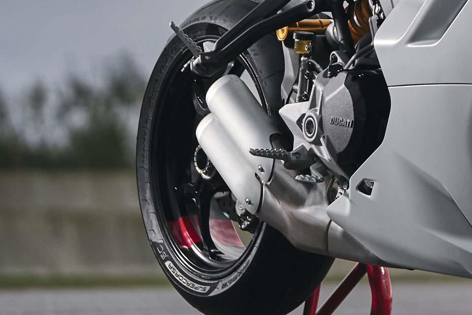 Ducati SuperSport 950 Exterior Image