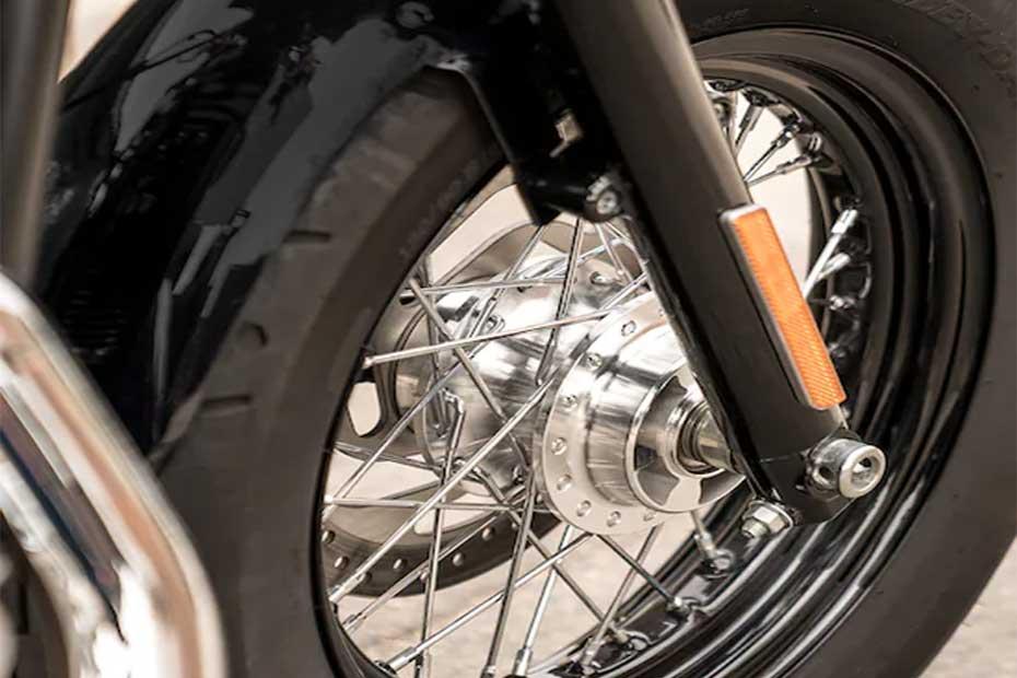 Harley-Davidson 1200 Custom Exterior Image