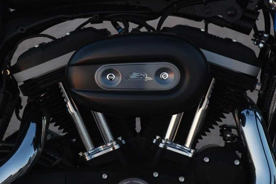 Harley-Davidson Iron 883 Exterior Image