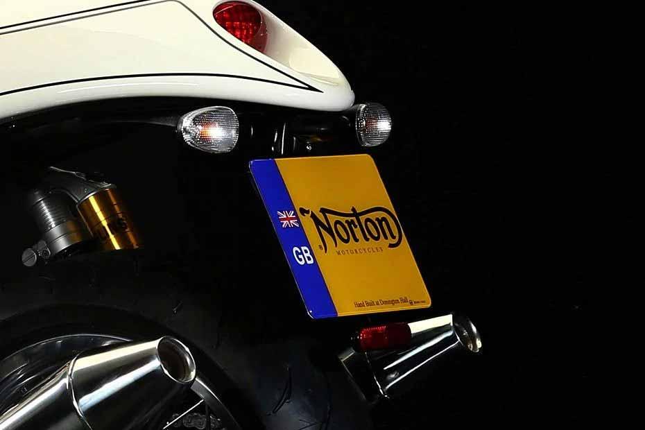 Norton Commando 961 Cafe Racer Exterior Image