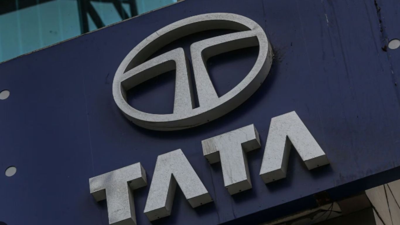 Tata Group to Invest £4 Billion in Flagship Battery Factory for Jaguar Land Rover and Others news