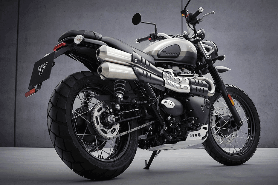 Triumph scrambler 900 rear tyre view Triumph scrambler 900 rear tyre view