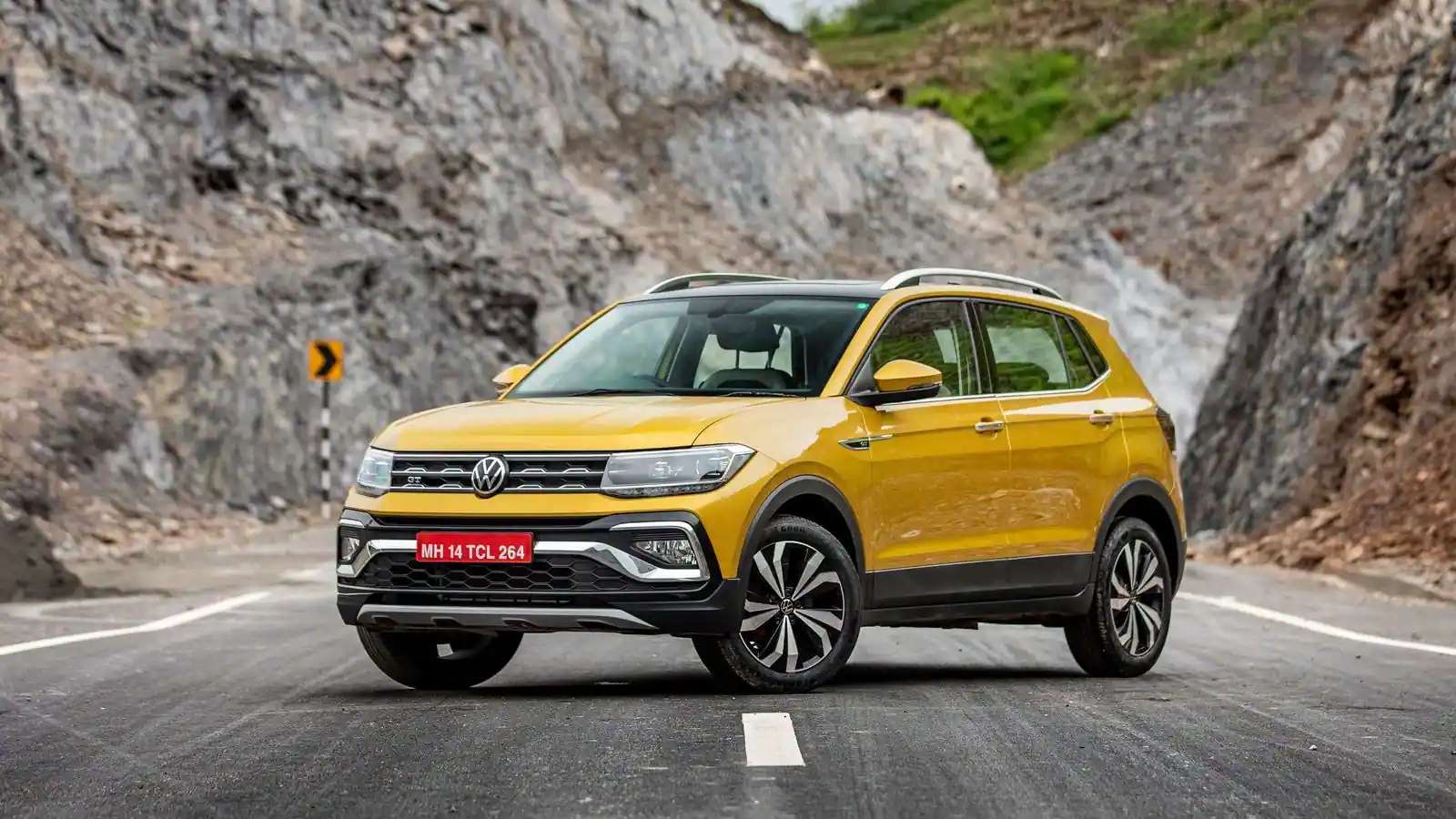 Volkswagen Taigun Variant Comparison: Which Variant to Buy? Volkswagen Taigun Variant Comparison: Which Variant to Buy?