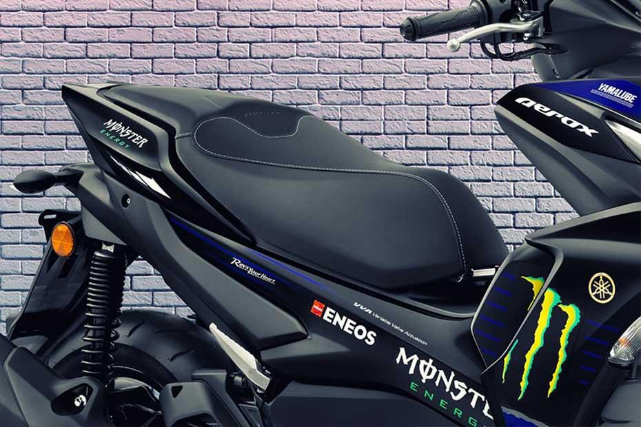Yamaha-Aerox-155-MotoGP-Edition-seat