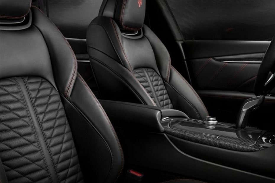 Maserati Levante seats