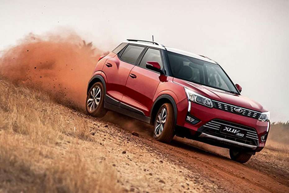 Mahindra XUV300 Right Side Front View Mahindra XUV300 Right Side Front View