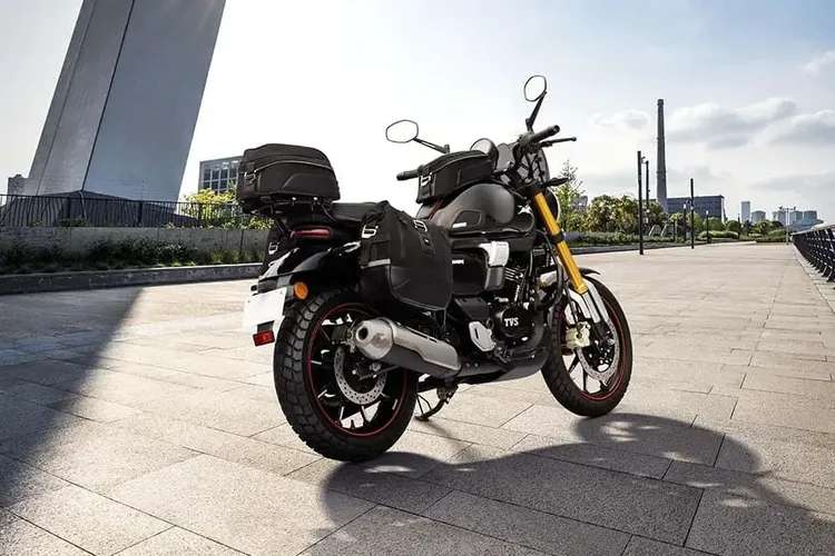 TVS Ronin Right Rear Three Quarter TVS Ronin Right Rear Three Quarter