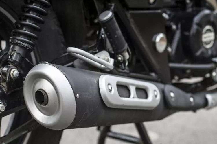 Bajaj Avenger Street 160 Muffler Bajaj Avenger Street 160 Muffler