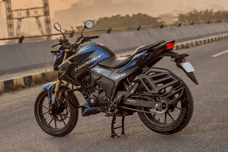 Honda Hornet 2.0 Left Side View Honda Hornet 2.0 Left Side View