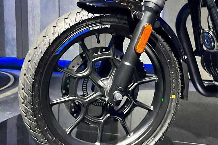Royal Enfield Hunter 350 Front Wheel Royal Enfield Hunter 350 Front Wheel