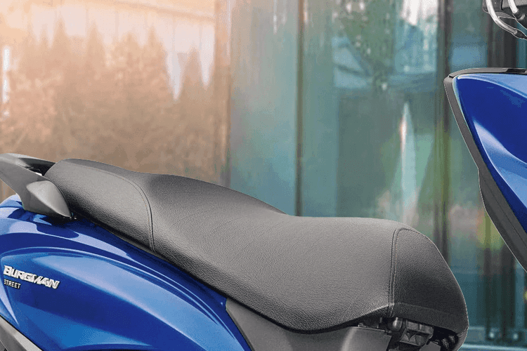 Seat cover offers premium cushioning Seat cover offers premium cushioning