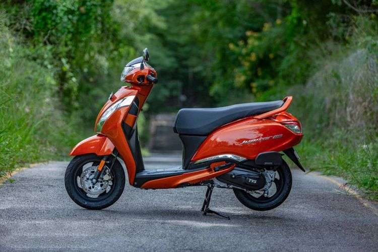 TVS Jupiter 125 Right side TVS Jupiter 125 Right side