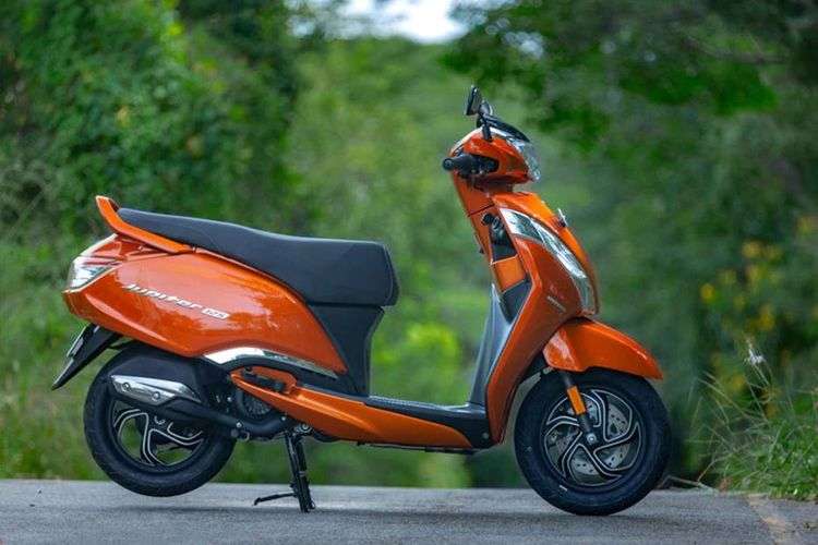 TVS Jupiter 125 Left side TVS Jupiter 125 Left side